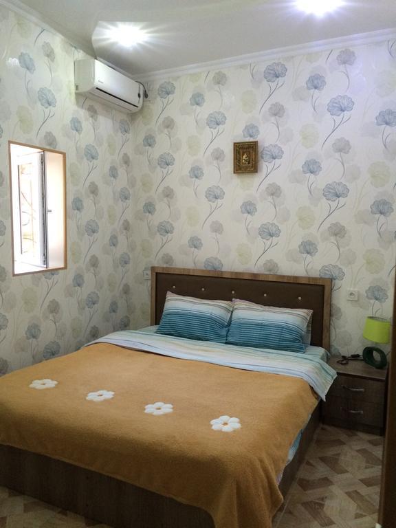 Kutaisi Best Guest House Luaran gambar